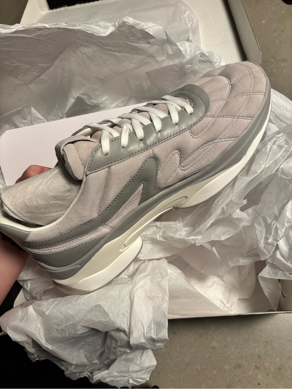 NWT rag & bone Quilted Suede Platform Sneaker in Light Gray and Off-White - Picture 9 of 16